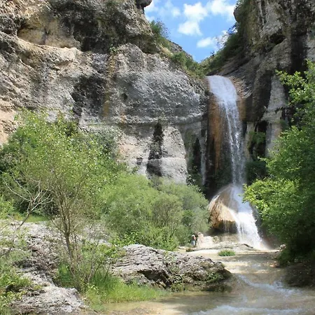 Mas Des Falaises Bed & Breakfast Saint Alban Auriolles