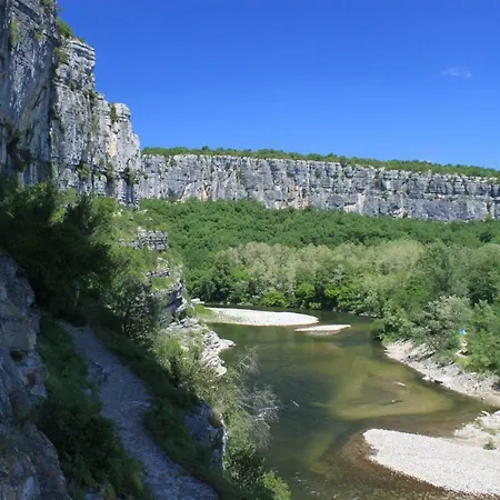 Mas Des Falaises Saint Alban Auriolles