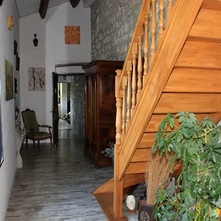 Mas Des Falaises Bed & Breakfast Saint Alban Auriolles